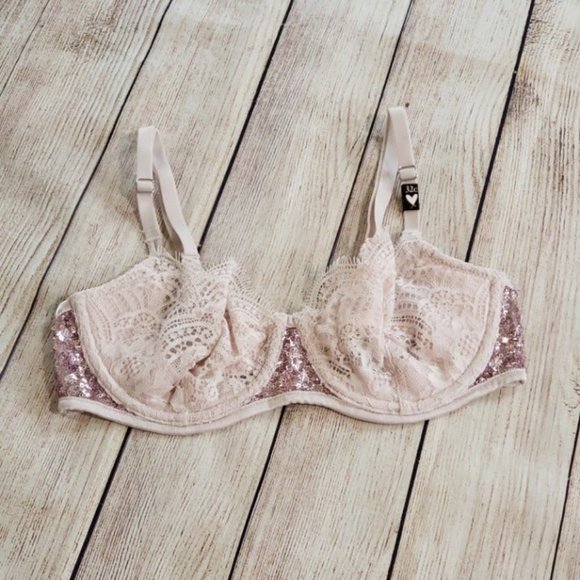 Victoria's Secret Lot of 5 Items NWT - Picture 4 of 7